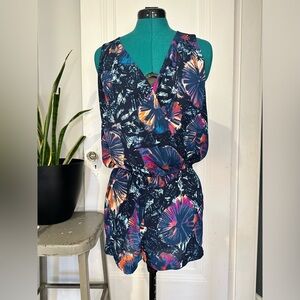 BCBG Max Azria - Navy Abstract Floral Sleeveless Romper Sz small